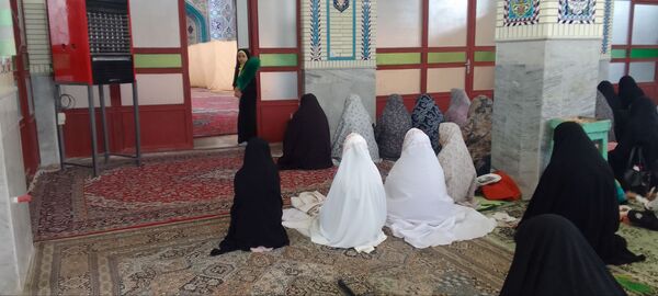 نماز جمعه میعادگاه عشق 
