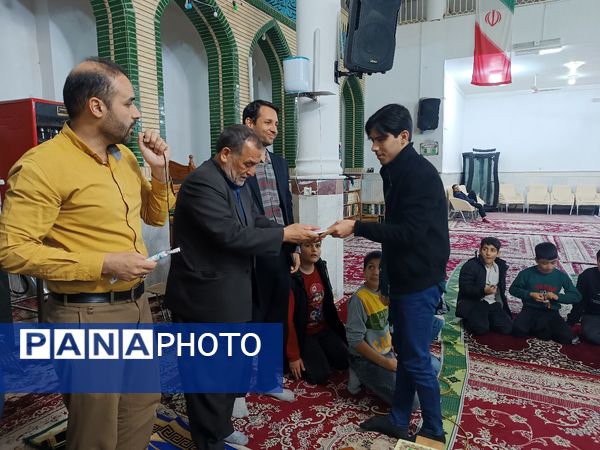 محفل انس با قرآن کریم در کاشمر 