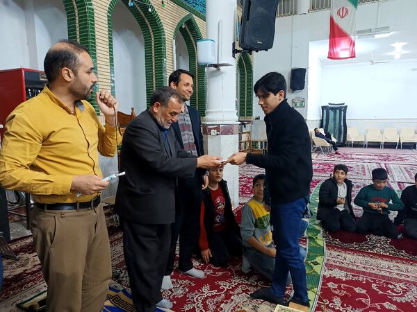محفل انس با قرآن کریم در کاشمر 