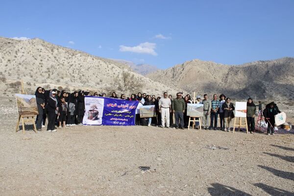 کارگاه آموزشی طراحی و نقاشی هنرستان فاطمه زهرا (س) در شهرستان گچساران