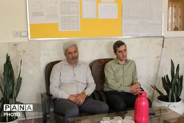 مانور بازگشایی مدارس در فیروزکوه با حضور معاون آموزش متوسطه اداره کل استان تهران