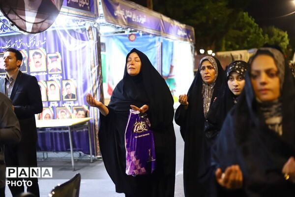 162روز ایستادگی فرهنگیان، دانش‌آموزان و اولیا در خون‌خواهی شهید و شهدای جنگ رمضان