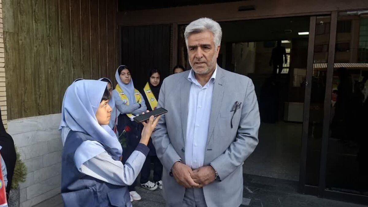 دانش آموزان باید مدرسه را خانه دوم خود بدانند