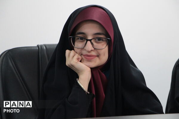 آئین تجلیل و تقدیر از دانش آموز خبرنگاران پانا همراه در رادیو پانا اسلامشهر