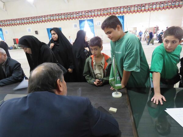 برگزاری میزخدمت آموزش و پرورش در محمدشهر کرج