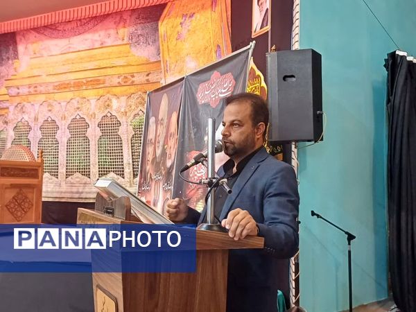 ویژه برنامه رهروان زینبی در آستان مقدس حضرت سیدان‌الکریمان 