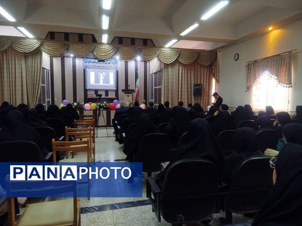 آیین تجلیل از دانش‌آموزان هنرمند شهرستان بن 