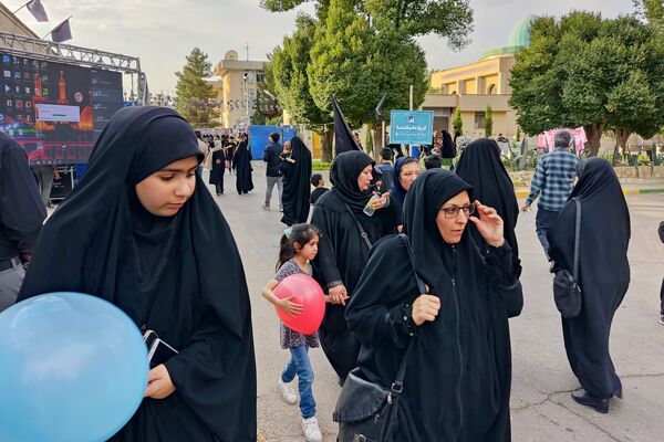 پیاده‌روی و موکب گردی کودکانه در دانشگاه صنعتی شیراز به‌مناسبت اربعین حسینی