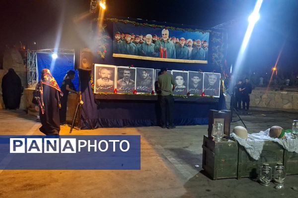 بزرگداشت مقام شهدای دفاع مقدس در آخرین روز هفته دفاع مقدس