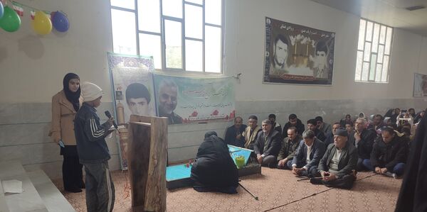 حضور پرشور دانش‌آموزان مدرسه فردوسی سرمازه در راهپیمایی ۲۲ بهمن