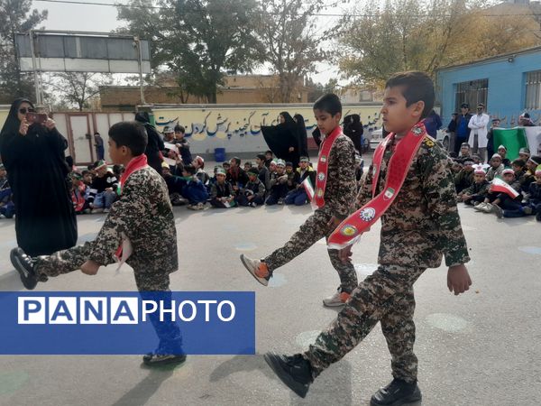 زنگ استکبار ستیزی در مدارس رضویه