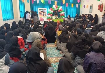 روزی متفاوت در دبیرستان دخترانه زنده یاد الهام صادقی کوهپایه 