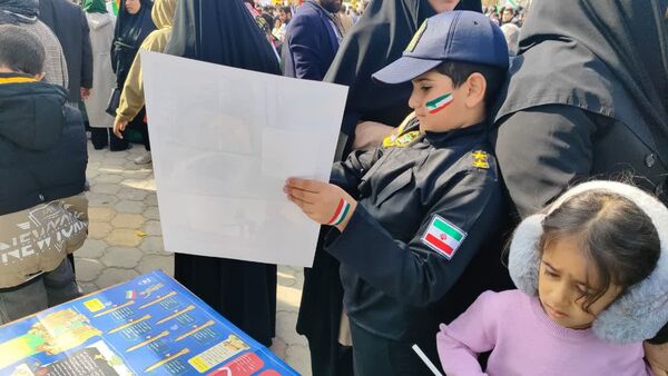 جشن ملی ۲۲ بهمن با حضور خانواده‌ها و نسل جوان  در یاسوج