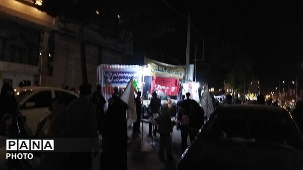 گذری بر فعالیت موکب خیمه العباس  در شصت و هفتمین شب از اجتماعات مردمی نیشابور