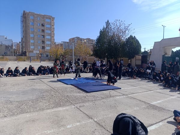 المپیاد ورزشی در هنرستان فاطمیه