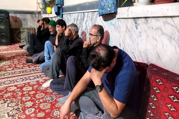 عزاداری شب هشتم ماه محرم در شهر بار 