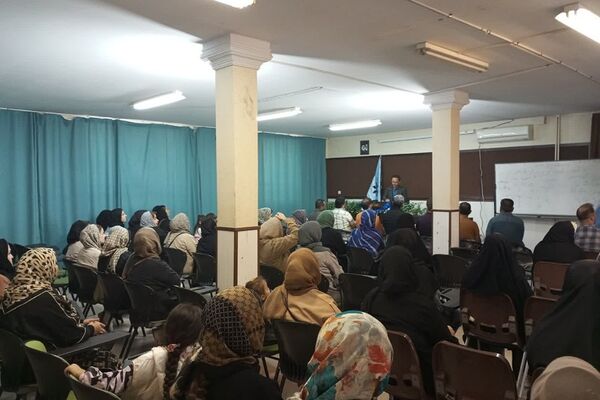  جلسه انجمن اولیا و مربیان در مدرسه امام علی(ع)‌۲ رودهن 