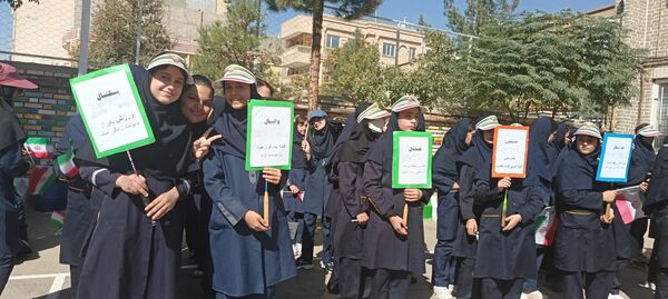 المپیاد ورزشی در دبیرستان کوثر فرهنگیان