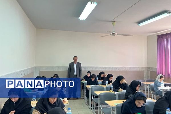 بازدید از حوزه امتحانات ورودی مدارس دخترانه و پسرانه نمونه دولتی در شهرری