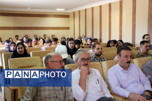 برگزاری مراسم روز ملی به‌ورز در شبکه بهداشت و درمان قروه