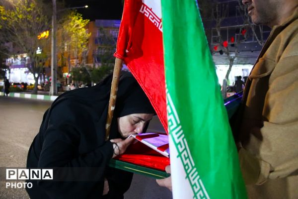 حضور دهه نودی‌ها در اجتماعات شبانه قم