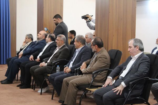 دیدار مدیران اجرایی مازندران با نماینده ولی‌ فقیه