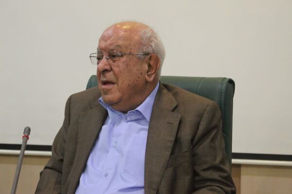 نشست خبری انجمن داروسازان یزد