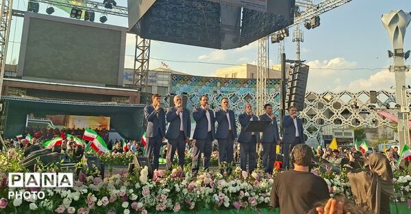 تجدید بیعت میلیونی مردم با رهبری در جشنی باشکوه به مناسبت عید غدیر