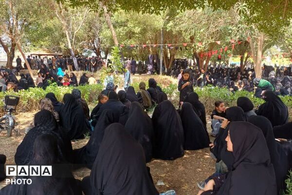 مراسم عاشورای حسینی در گلزار شهدای رودبار جنوب 