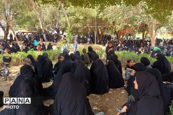 مراسم عاشورای حسینی در گلزار شهدای رودبار جنوب 