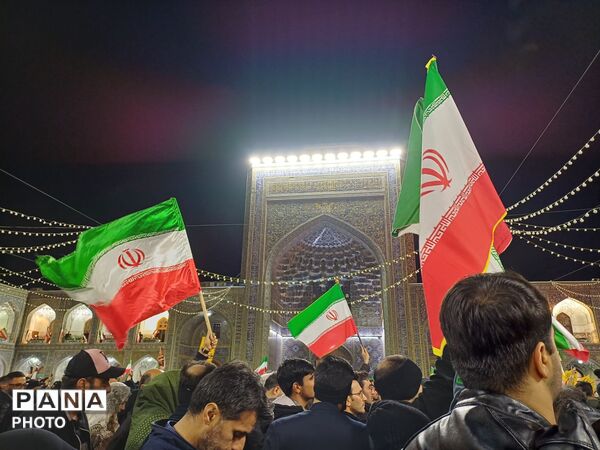 از جنگ تا اجتماع عظیم محکومیت جنایت کاران در حرم مطهر رضوی 