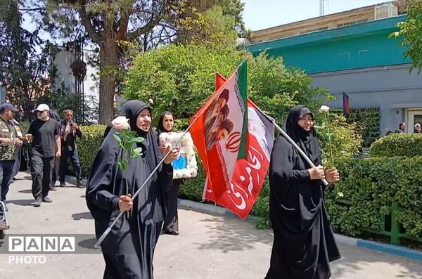روایتی از مهر و ایثار با استقبال از خانواده شهدای میناب