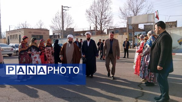 جشن بزرگ دانش‌آموزی فجر انقلاب اسلامی  در اهر