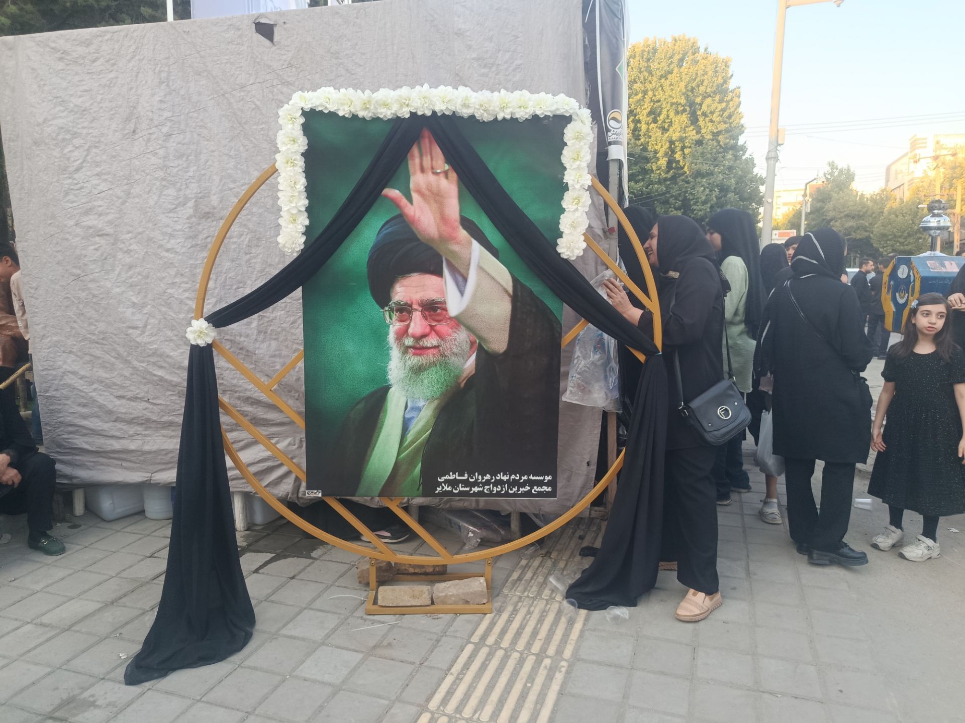 بدرقه آقای شهید ایران 