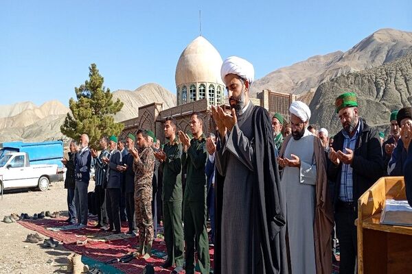 برگزاری نماز عید فطر در شهرستان نیشابور 