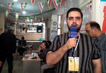 برگزاری چهاردهمین دوره انتخابات ریاست‌جمهوری در مدرسه آفرینش شهر کوشک 
