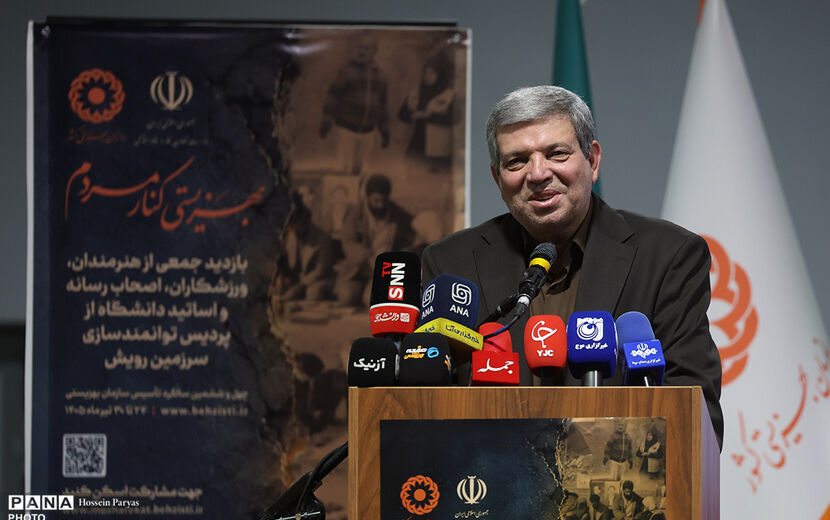 بازدید جمعی از چهره‌های سرشناس کشور از نخستین پردیس توانمندسازی کودکان کارو خیابان «مرکز سرزمین رویش»