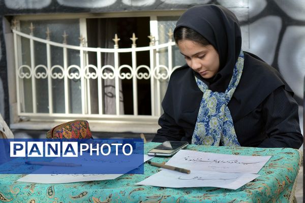 طنین زنگ انقلاب در بهارستان‌دو 