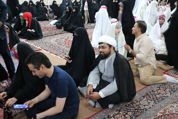جشن ازدواج مسجدی 132 زوج جوان در قم - 2