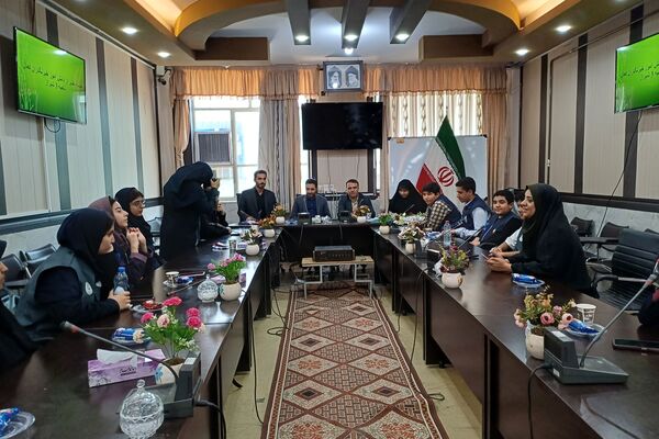 مراسم تجلیل از دانش آموز خبرنگاران پانا ناحیه 3 شیراز