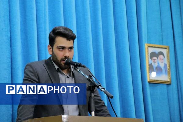 نماز جمعه عبادی سیاسی این هفته شهرستان‌قرچک