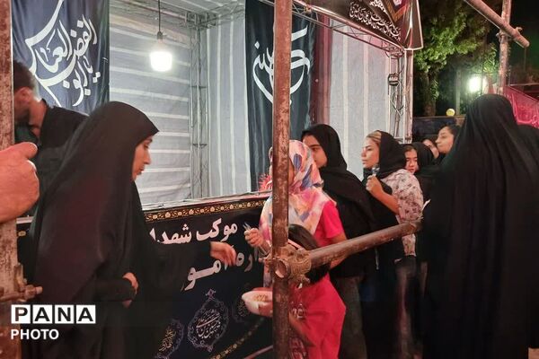 تداوم برپایی موکب‌های نذری مدارس و مراکز فرهنگی منطقه فشافویه در ایام محرم