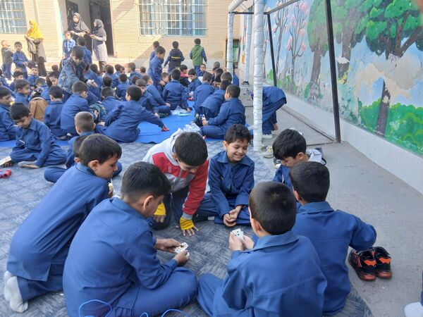 اردوی درون مدرسه‌ای به‌مناسبت روز جهانی کودک 