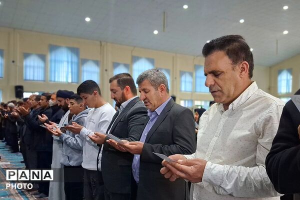 نماز عید فطر در شهرستان باشت مصلی امام خمینی (ره)