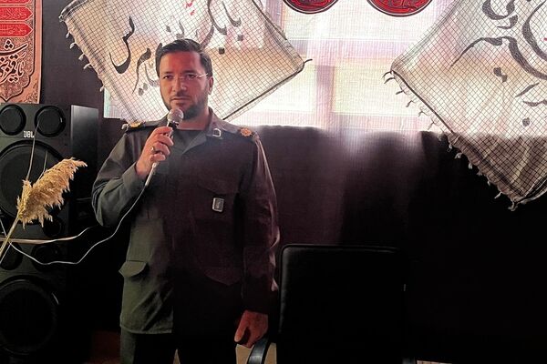 گرامیداشت هفته دفاع مقدس همزمان با بازگشایی مدارس در دبیرستان ابن‌سینا رودهن