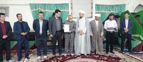 نشست مسئولان و هیات امنای مسجد صاحب الزمان (عج) روستای گزکوه 