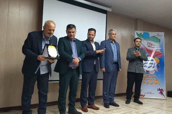 پاسداشت تلاش معلمان ورزش در هفته تربیت‌بدنی 