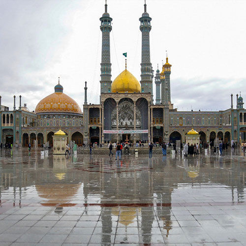 دانش‌آموز خبرنگار پانا به مناسبت وفات حضرت معصومه سلام الله علیها دکلمه‌خوانی کرد