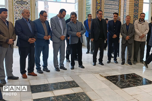 گلباران مزار شهدای معلم در بجنورد