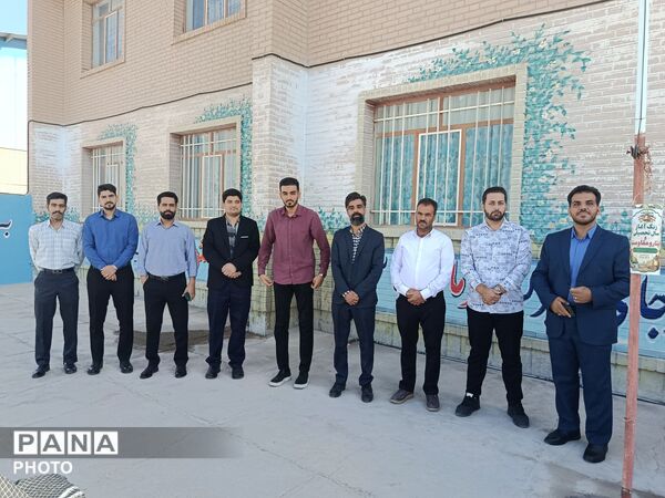 طنین زنگ مهر و مقاومت در دبیرستان علامه امینی خوسف